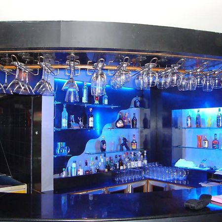 Hotel New Tamil Nadu ซาเลม ภายนอก รูปภาพ
