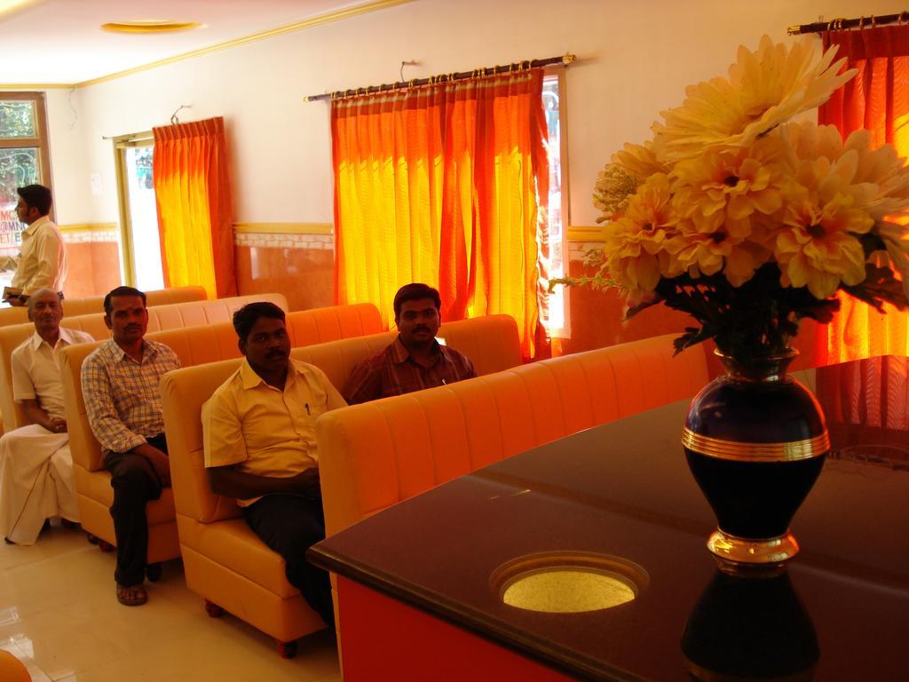 Hotel New Tamil Nadu ซาเลม ห้อง รูปภาพ