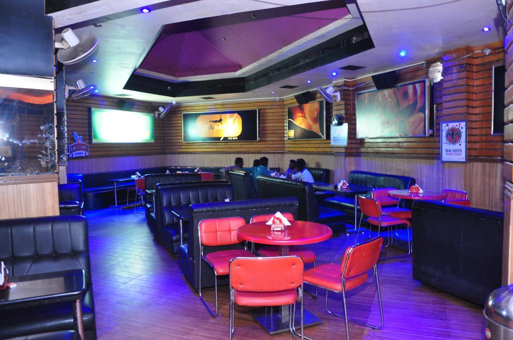 Hotel New Tamil Nadu ซาเลม ภายนอก รูปภาพ